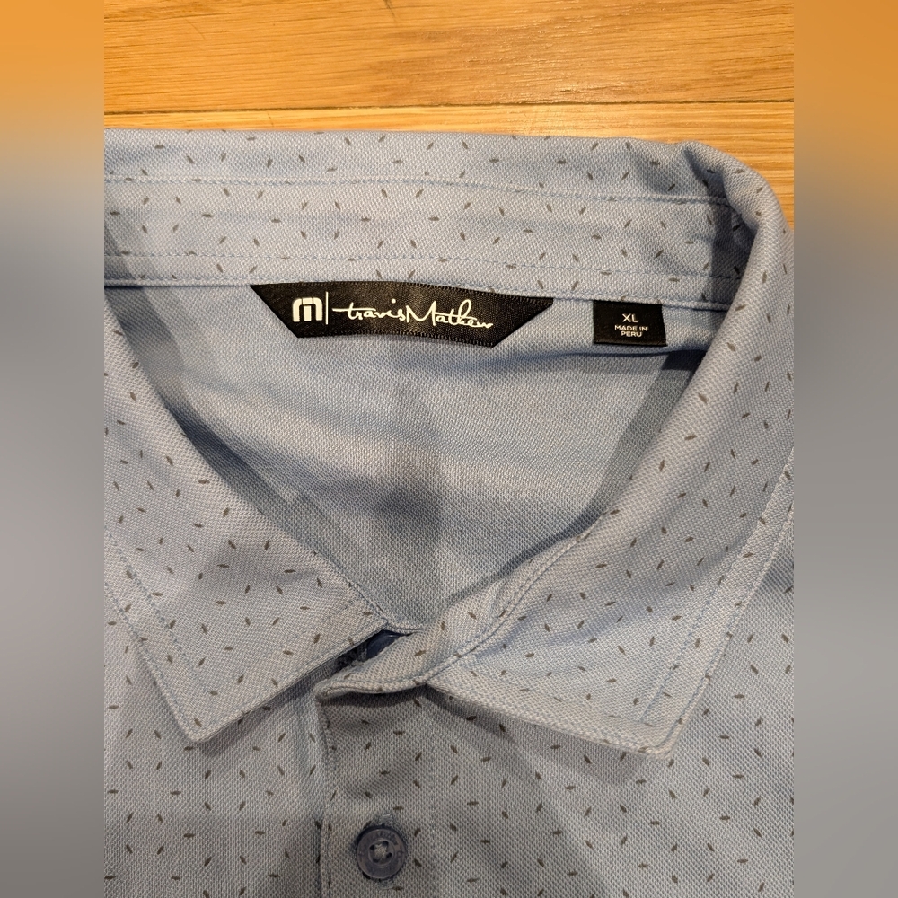 TravisMathew Polo Mens XL Light Blue Pattern Performance Golf Shirt NWOT